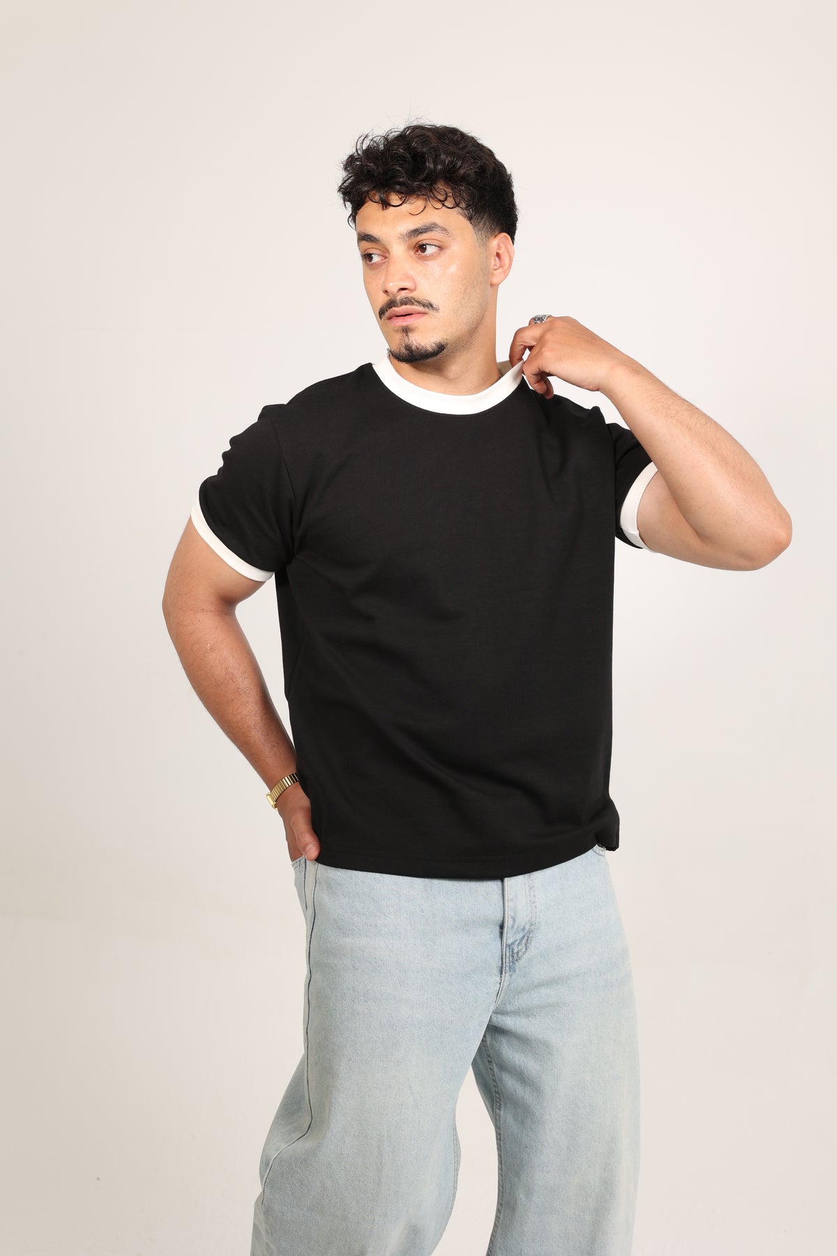 Ringer Tee black x White